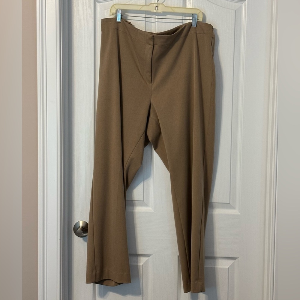 Talbots Classic Tan Trousers in size 20W